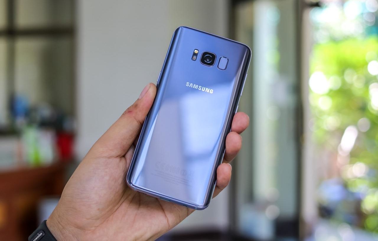 Störfaktor oder notwendiger Schutz - Brauchen Smartphones eine Hülle?