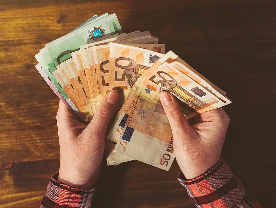 Möglichkeiten online Geld verdienen zu können